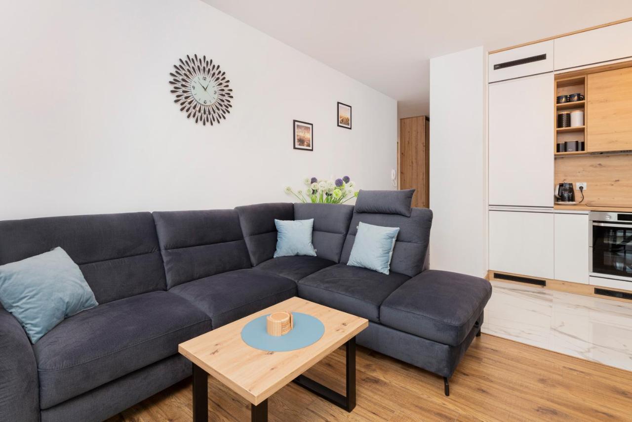 Beaufort Estate By Renters * Gdynia