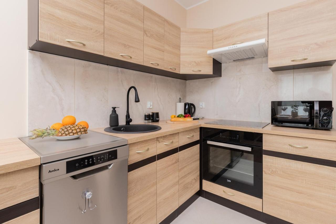 Beaufort Estate By Renters Gdynia